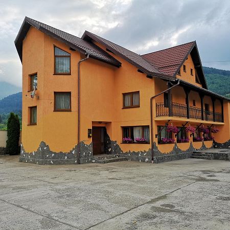 Vila Alexandra Otel Săcele Dış mekan fotoğraf